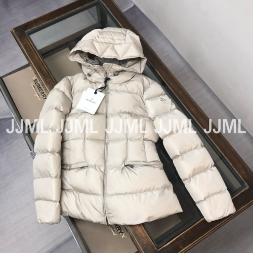 몽클레어 Avoce 베이지