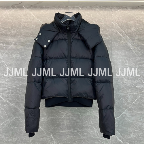 알로 alo yoga foxy puffer 패딩 블랙