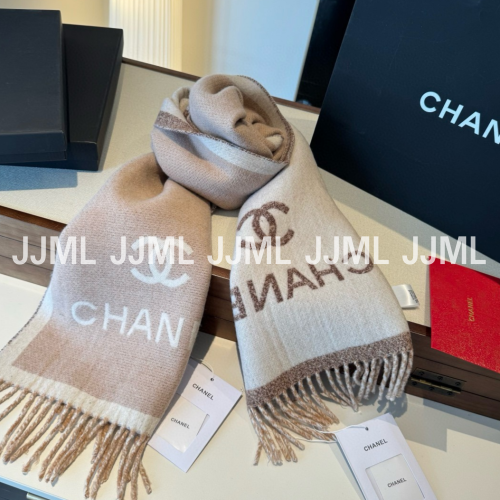 샤넬 로고 라인 머플러 베이지