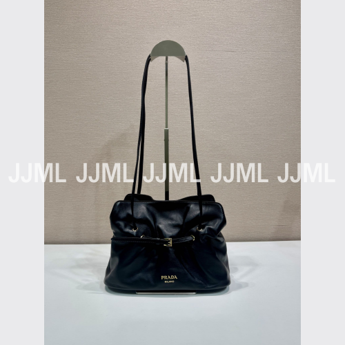 프라다 다다 나파 핸드백 블랙 1BG586