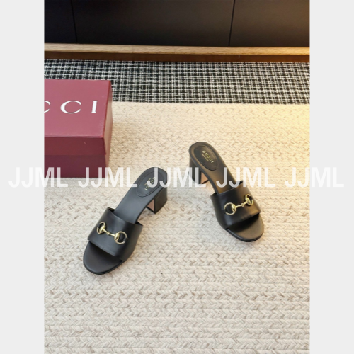 구찌 오리지널 모노그램 패브릭 힐 슬라이드 블랙