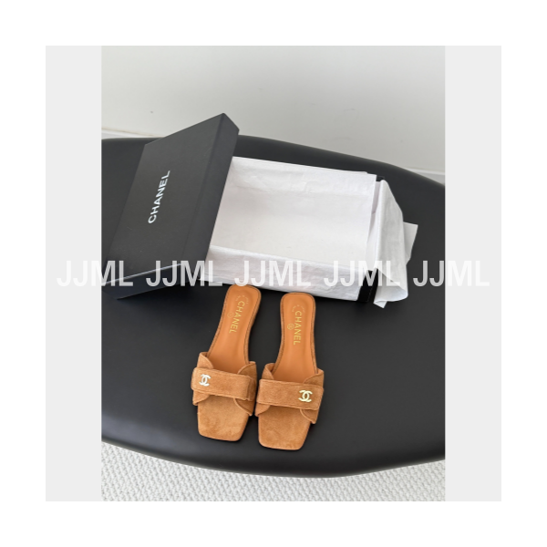 샤넬 26C 버클 슬라이드 브라운