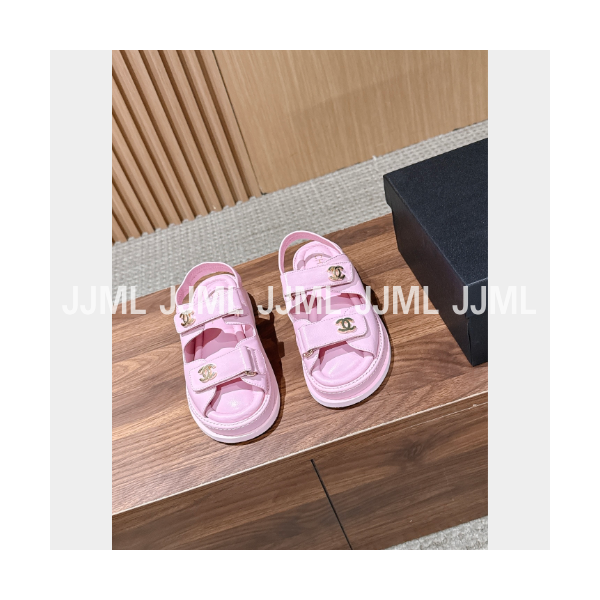 샤넬 CC 벨크로 샌들 핑크