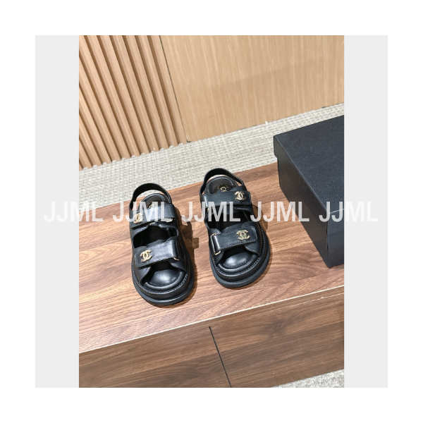 샤넬 CC 벨크로 샌들 블랙