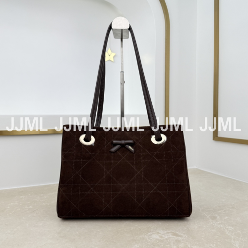 디올 프롬나느 쇼퍼백 스몰 스웨이드 다크브라운 M1410