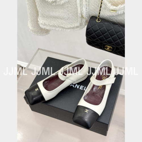 샤넬 스퀘어 메리제인 플랫 아이보리