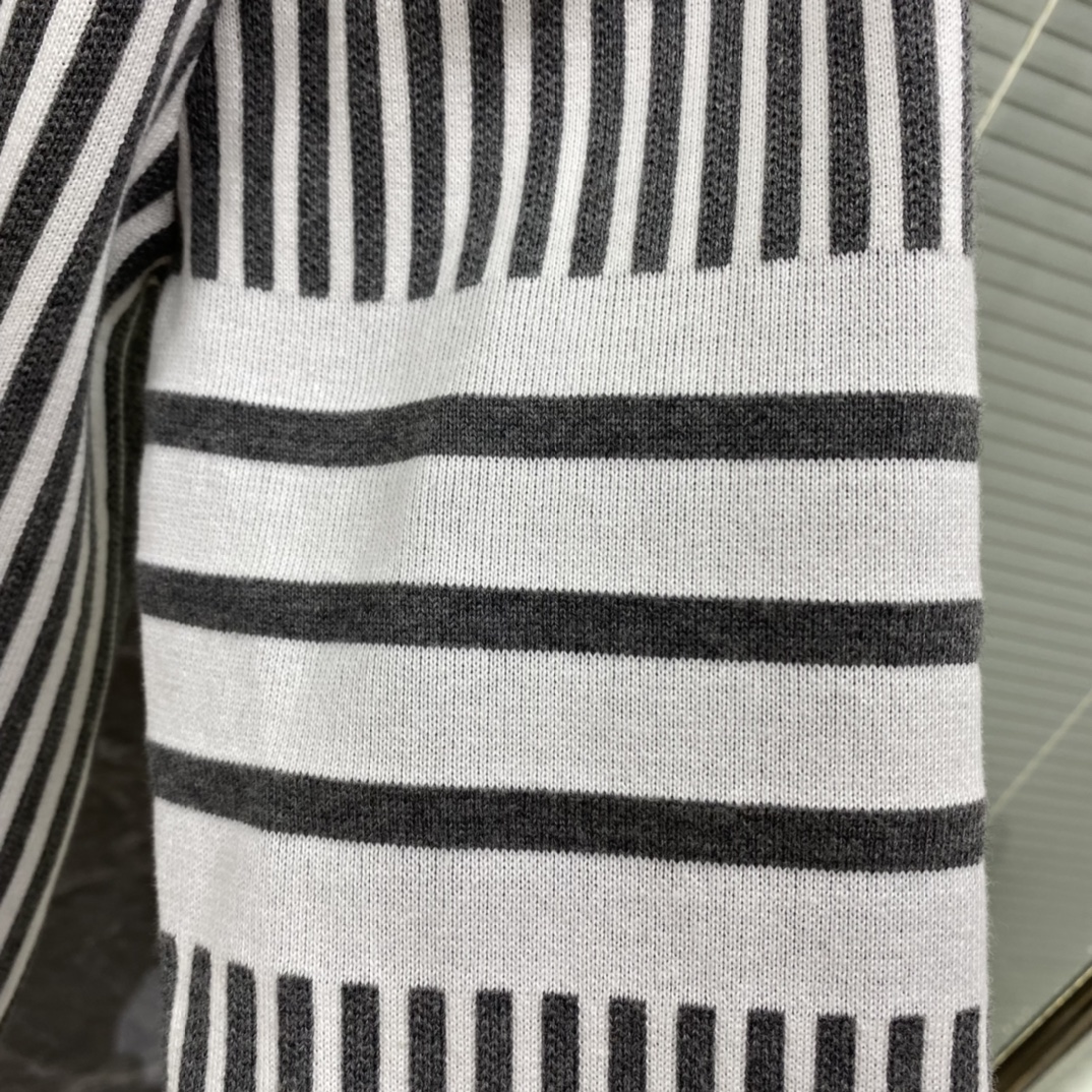 JJ102117867489_content_12.jpg
