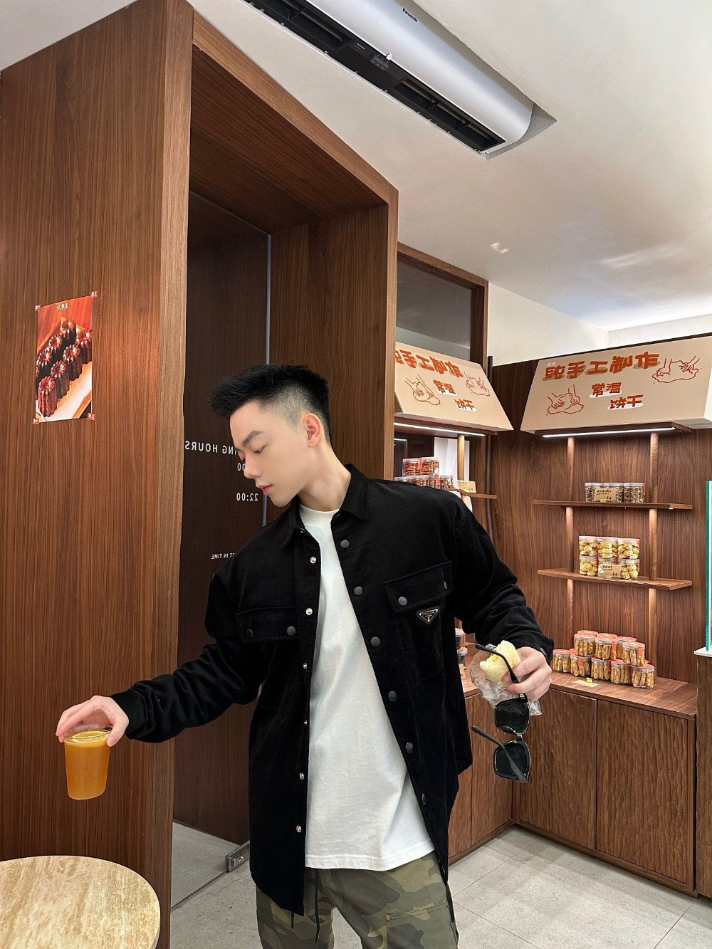 재킷 모델 착용 이미지-S270L4