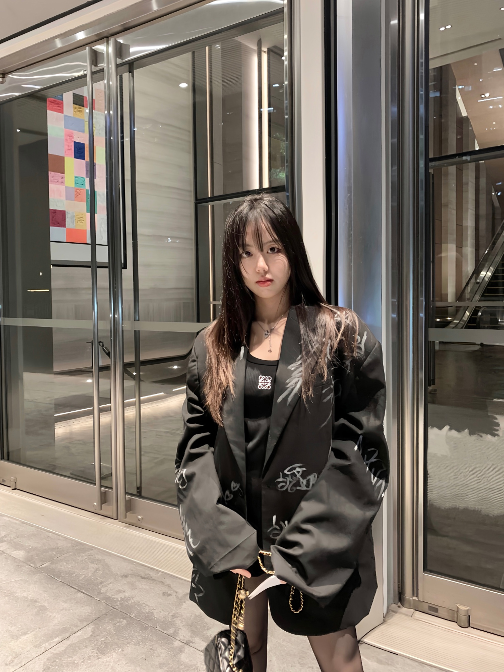 바지 모델 착용 이미지-S82L10