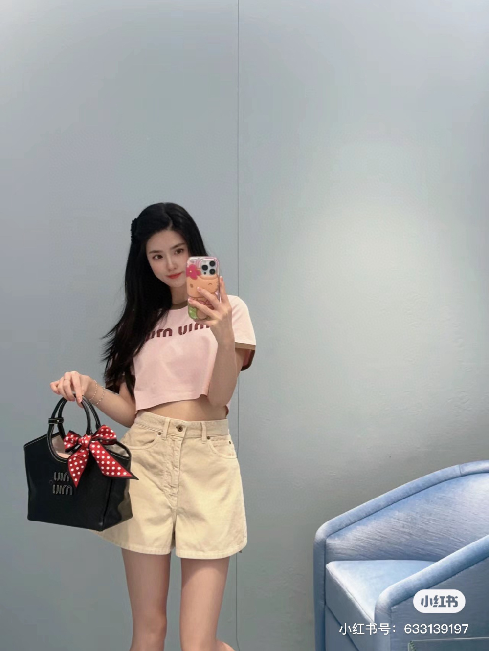 반팔 티셔츠 모델 착용 이미지-S69L15