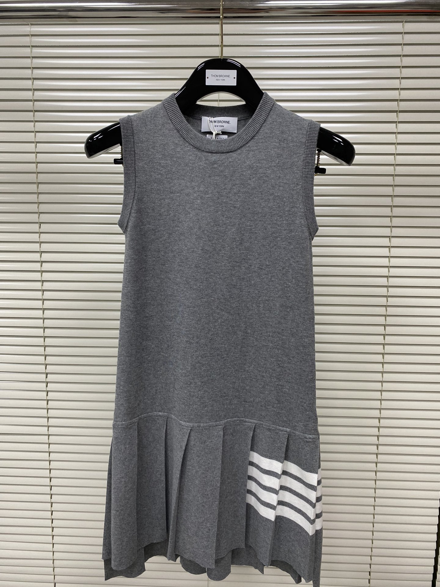 JJ121683169903_content_0.jpg