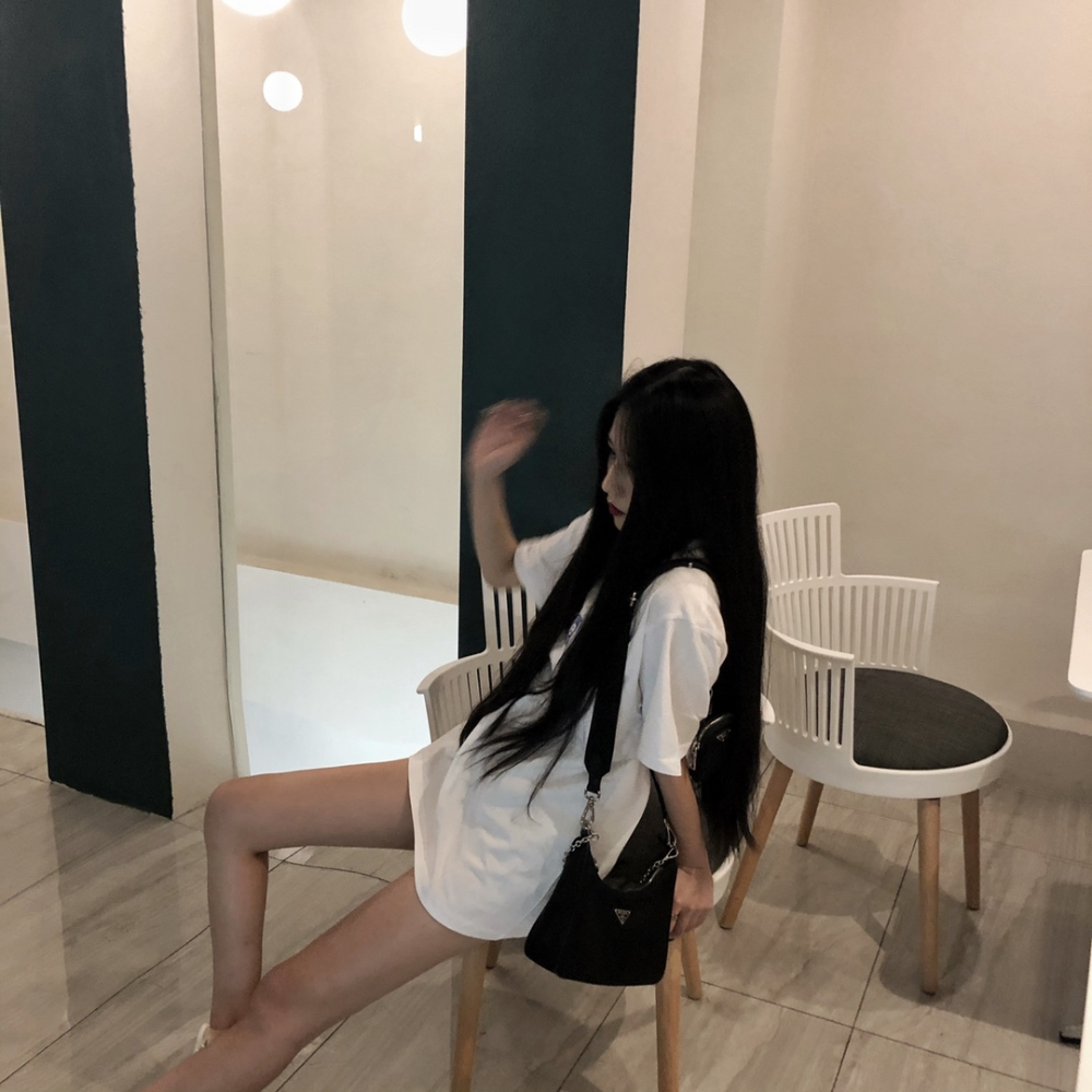 가방 모델 착용 이미지-S86L15