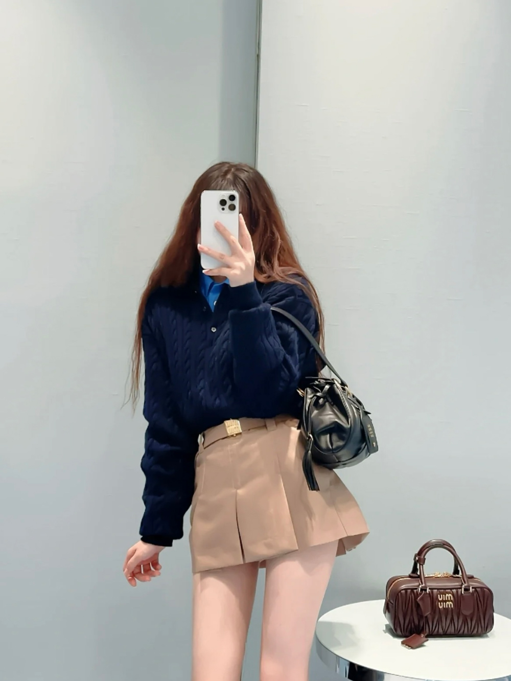 미니 스커트 모델 착용 이미지-S76L8