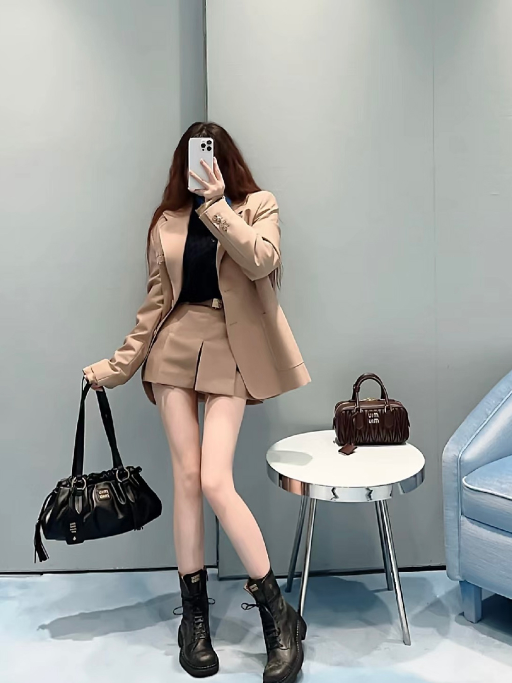 미니 스커트 모델 착용 이미지-S76L10