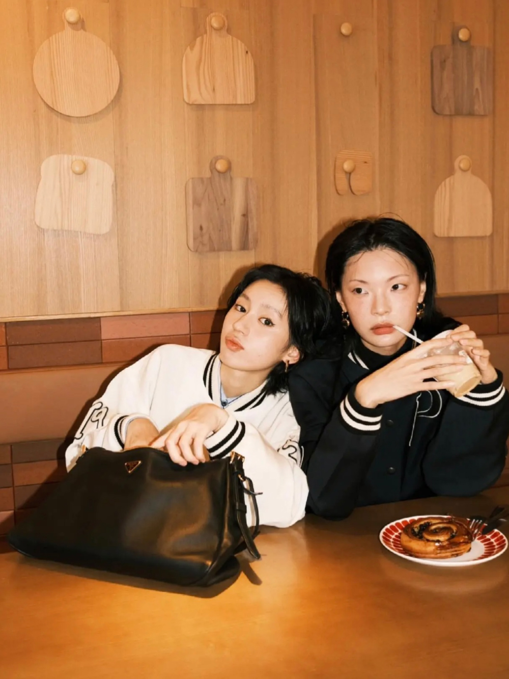 재킷 모델 착용 이미지-S78L11
