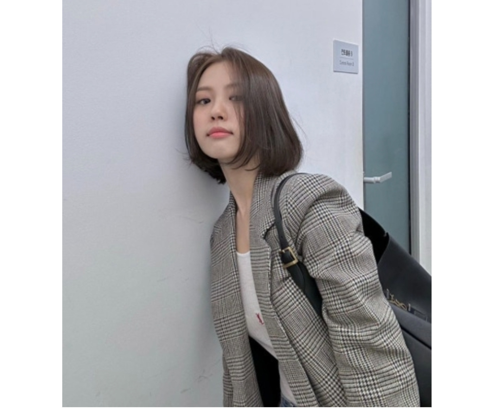 가방 모델 착용 이미지-S174L6