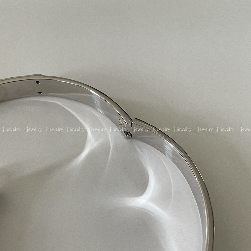JJ154594399238_content_9.jpg