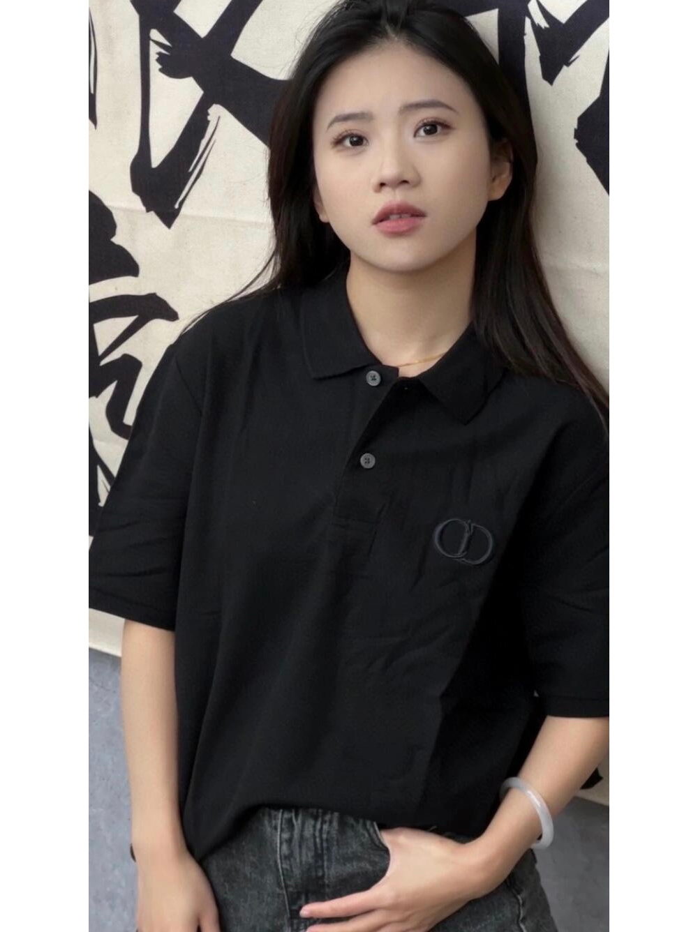 반팔 티셔츠 모델 착용 이미지-S623L28