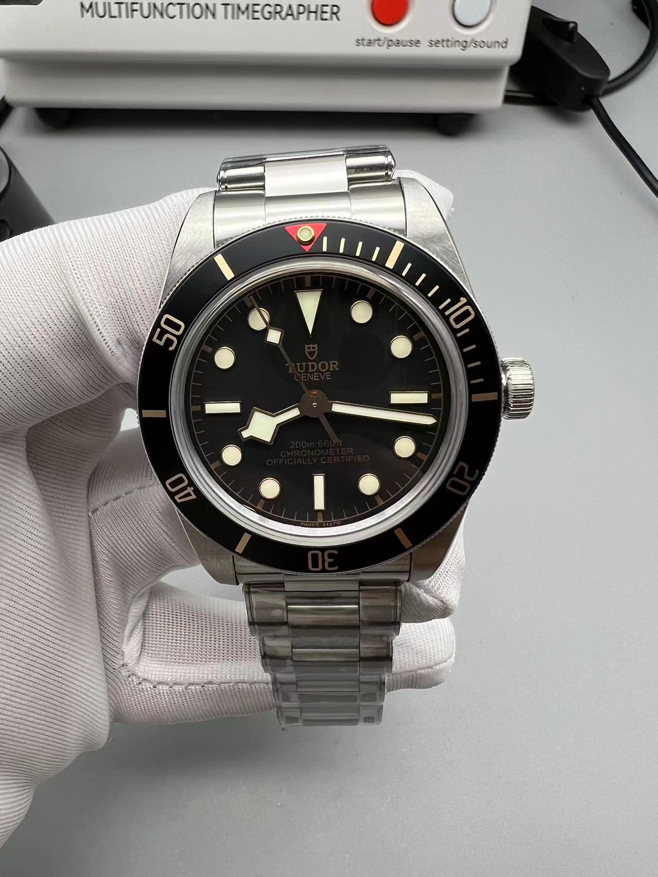 JJ158149415077_content_1.jpg