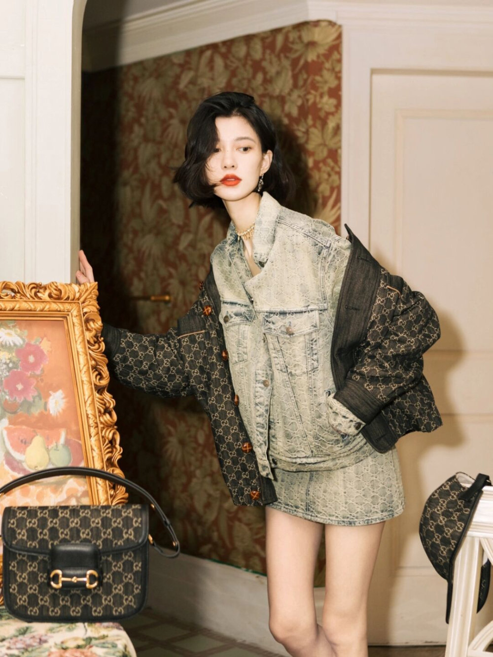 가방 모델 착용 이미지-S38L4