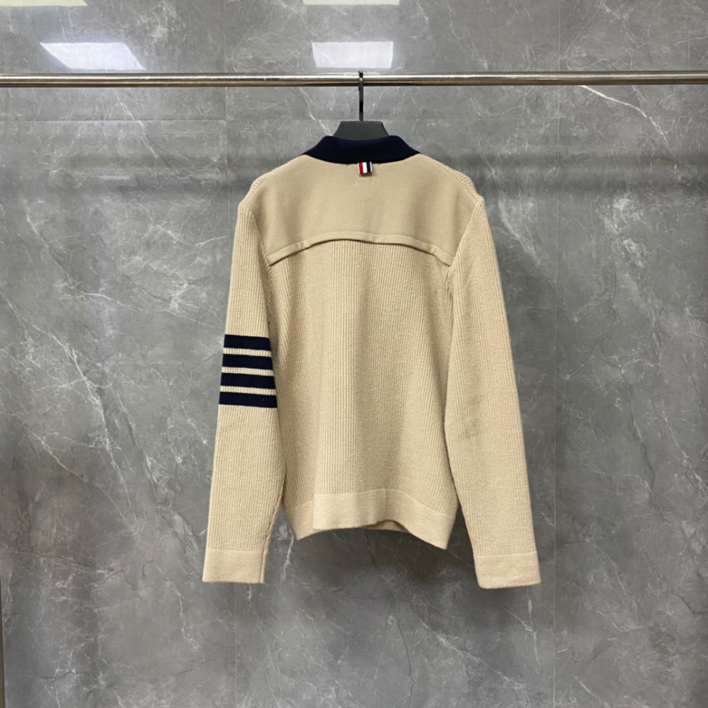 긴팔 티셔츠 크림 색상 이미지-S34L4