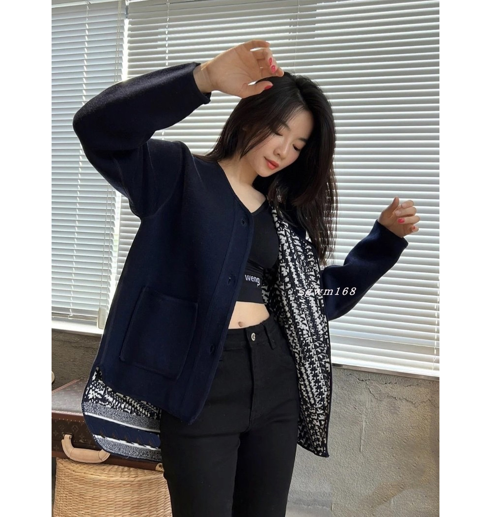 악세사리 모델 착용 이미지-S167L4