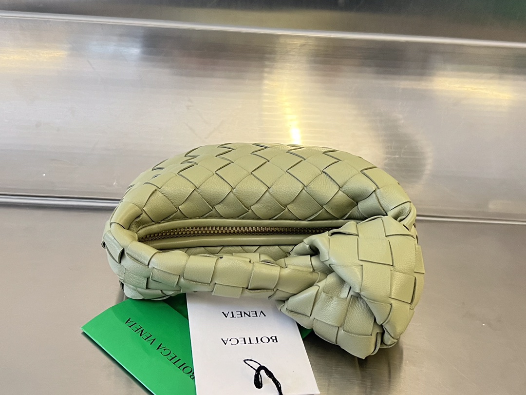 JJ179018110741_content_10.jpg