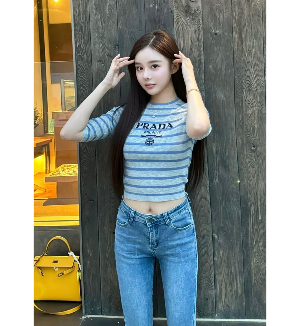 긴팔 티셔츠 모델 착용 이미지-S45L14