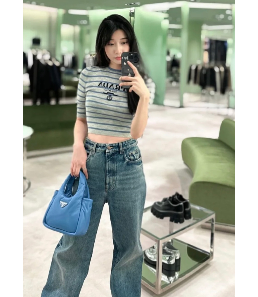 긴팔 티셔츠 모델 착용 이미지-S45L9