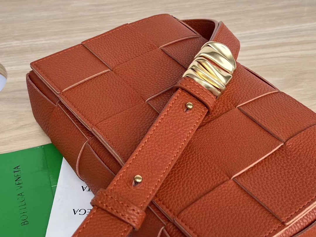 JJ183353837183_content_7.jpg