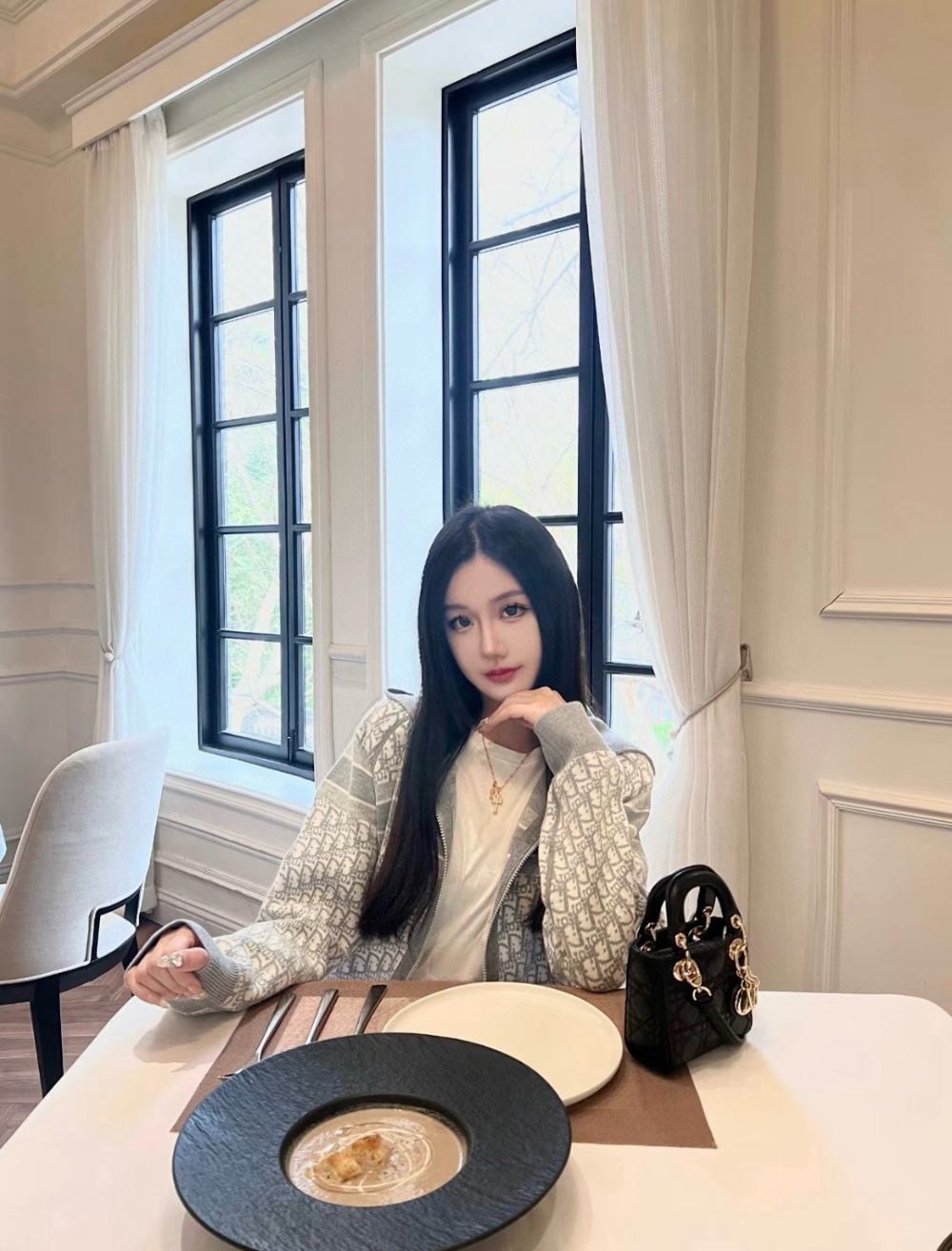 재킷 모델 착용 이미지-S66L21