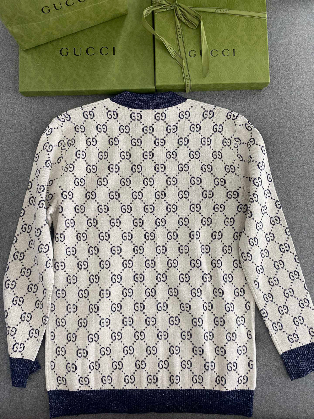 카디건 화이트 색상 이미지-S126L14