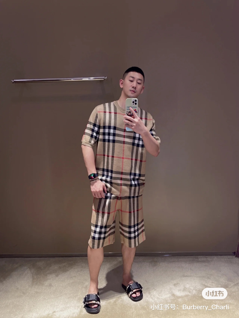 미니 스커트 모델 착용 이미지-S1035L10
