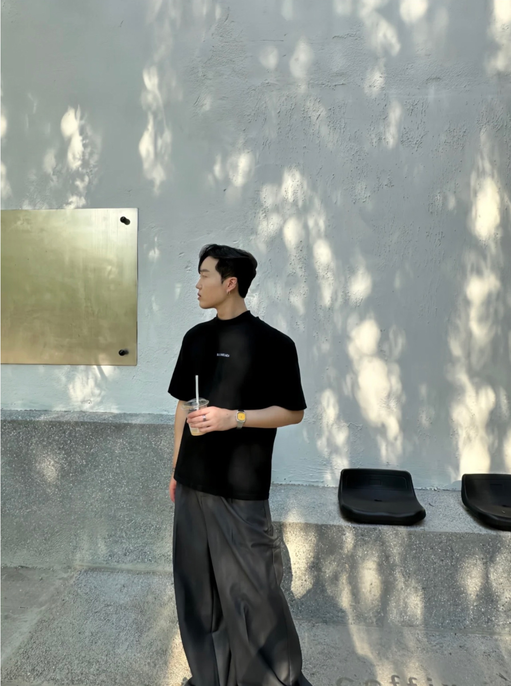 반팔 티셔츠 모델 착용 이미지-S6L11