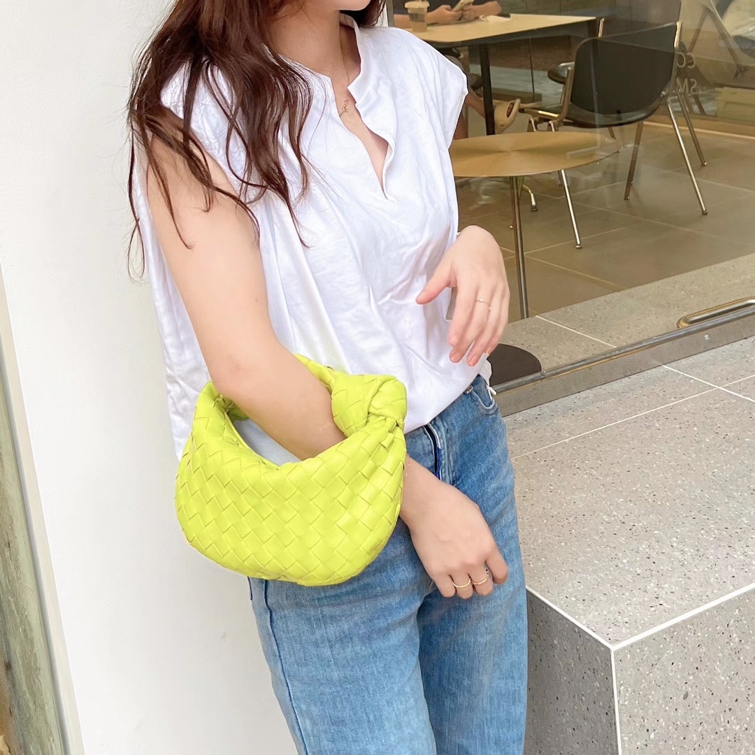 JJ205803042040_content_1.jpg