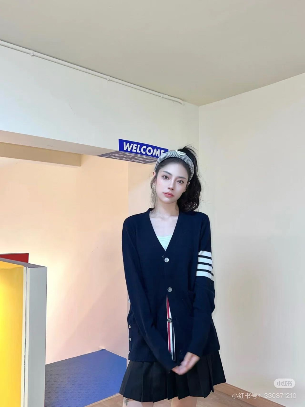 긴팔 티셔츠 모델 착용 이미지-S168L10