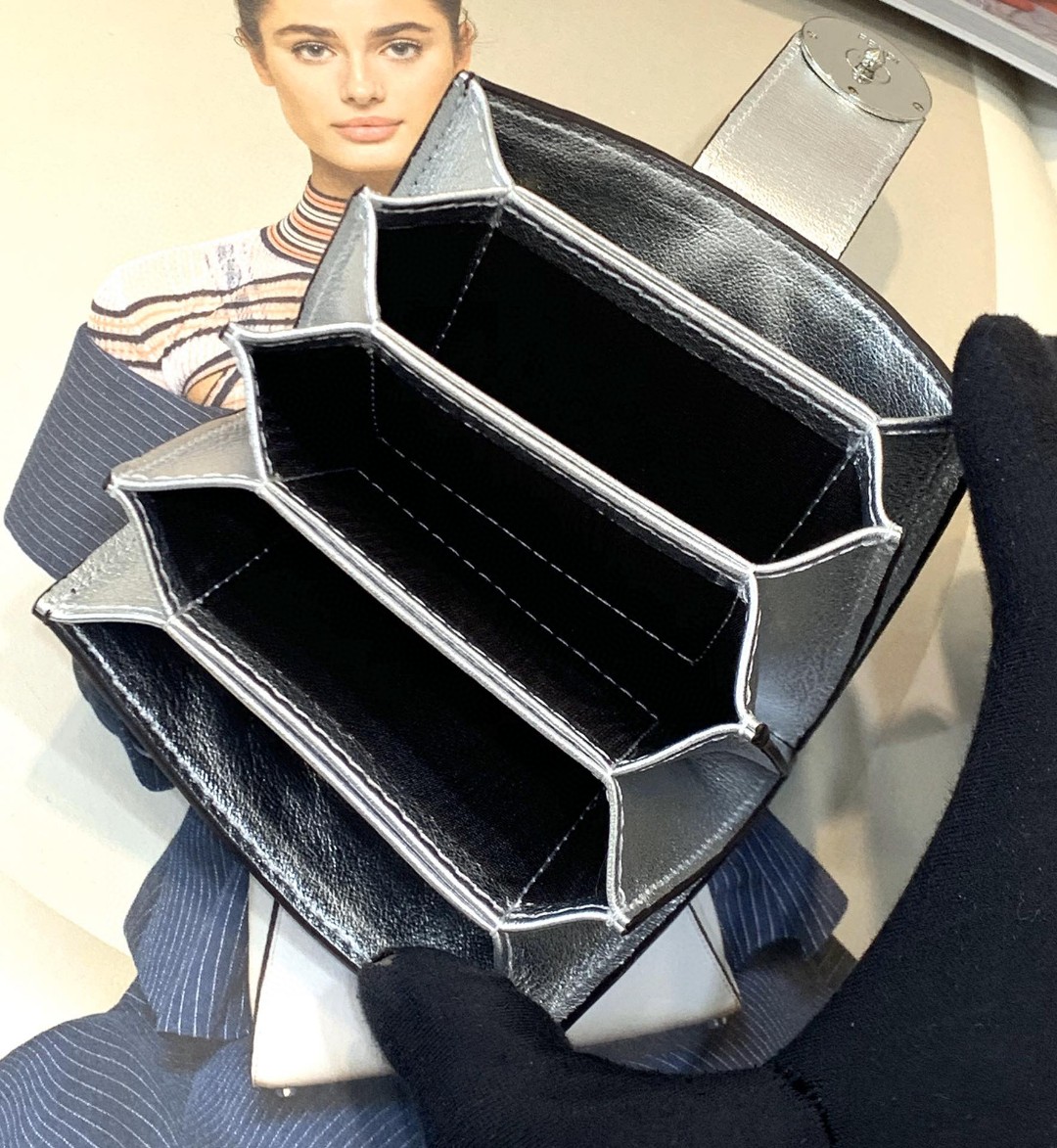 JJ229297923588_content_6.jpg