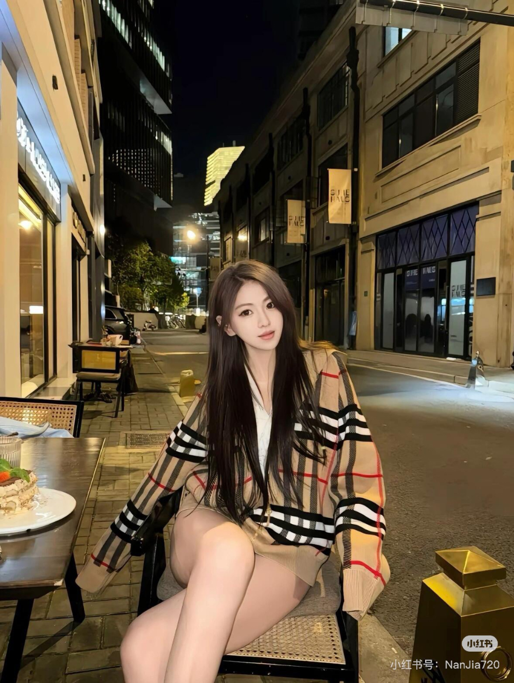 긴팔 티셔츠 모델 착용 이미지-S270L15