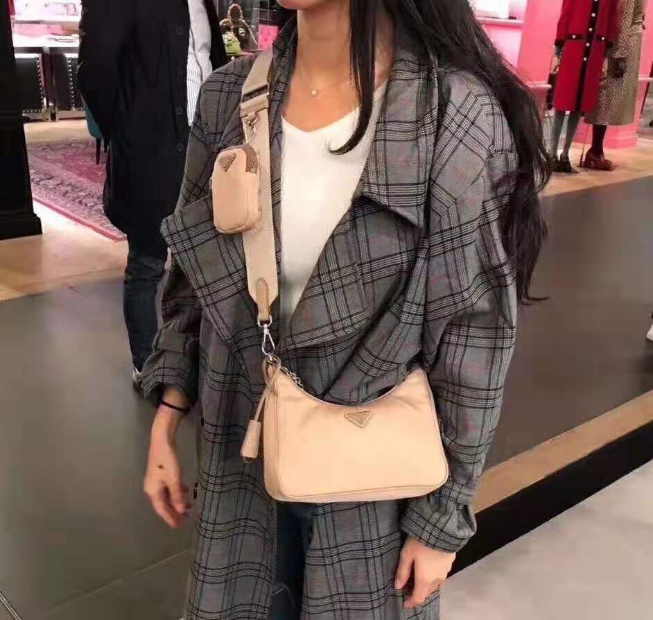 JJ241976655313_content_1.jpg