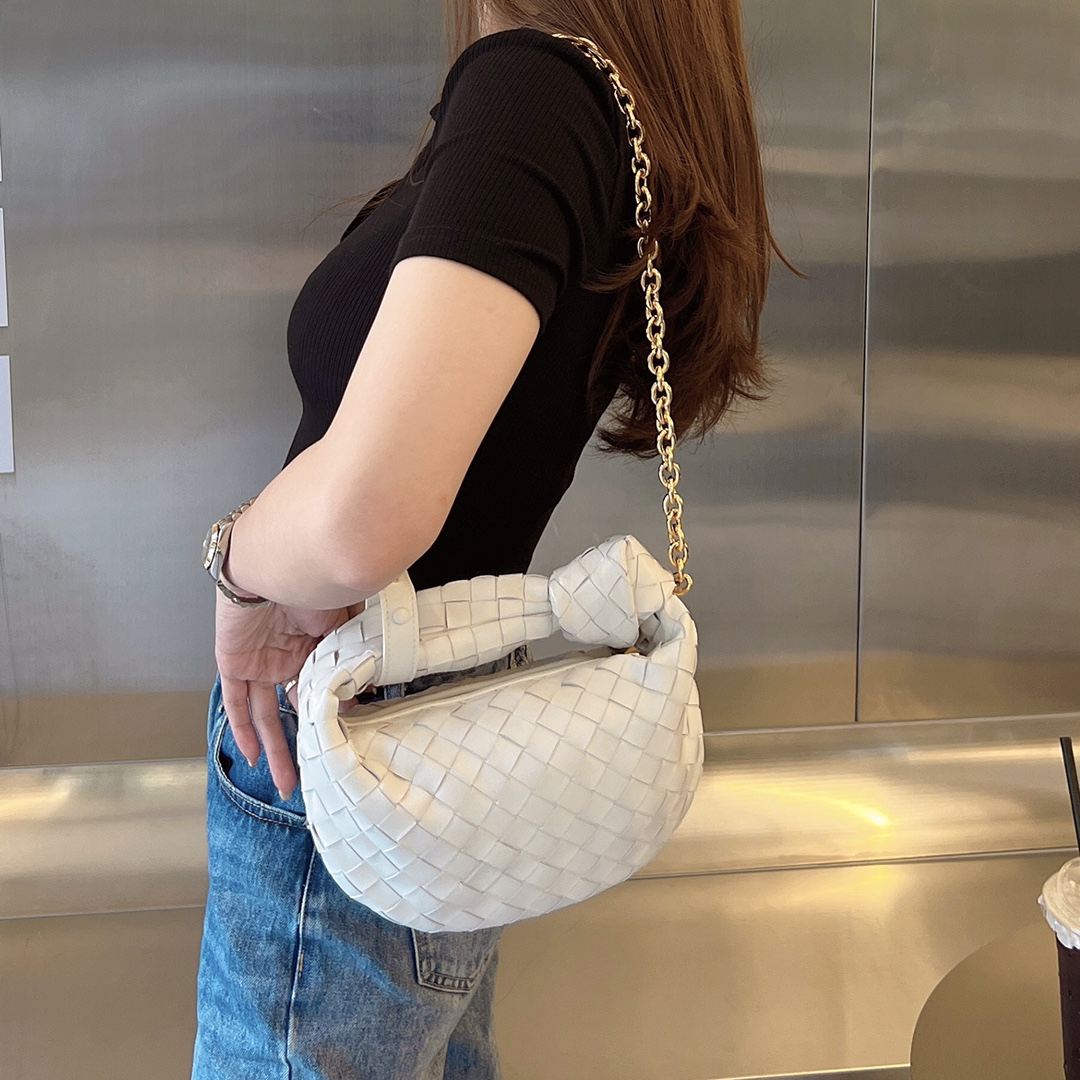 JJ244051184129_content_2.jpg