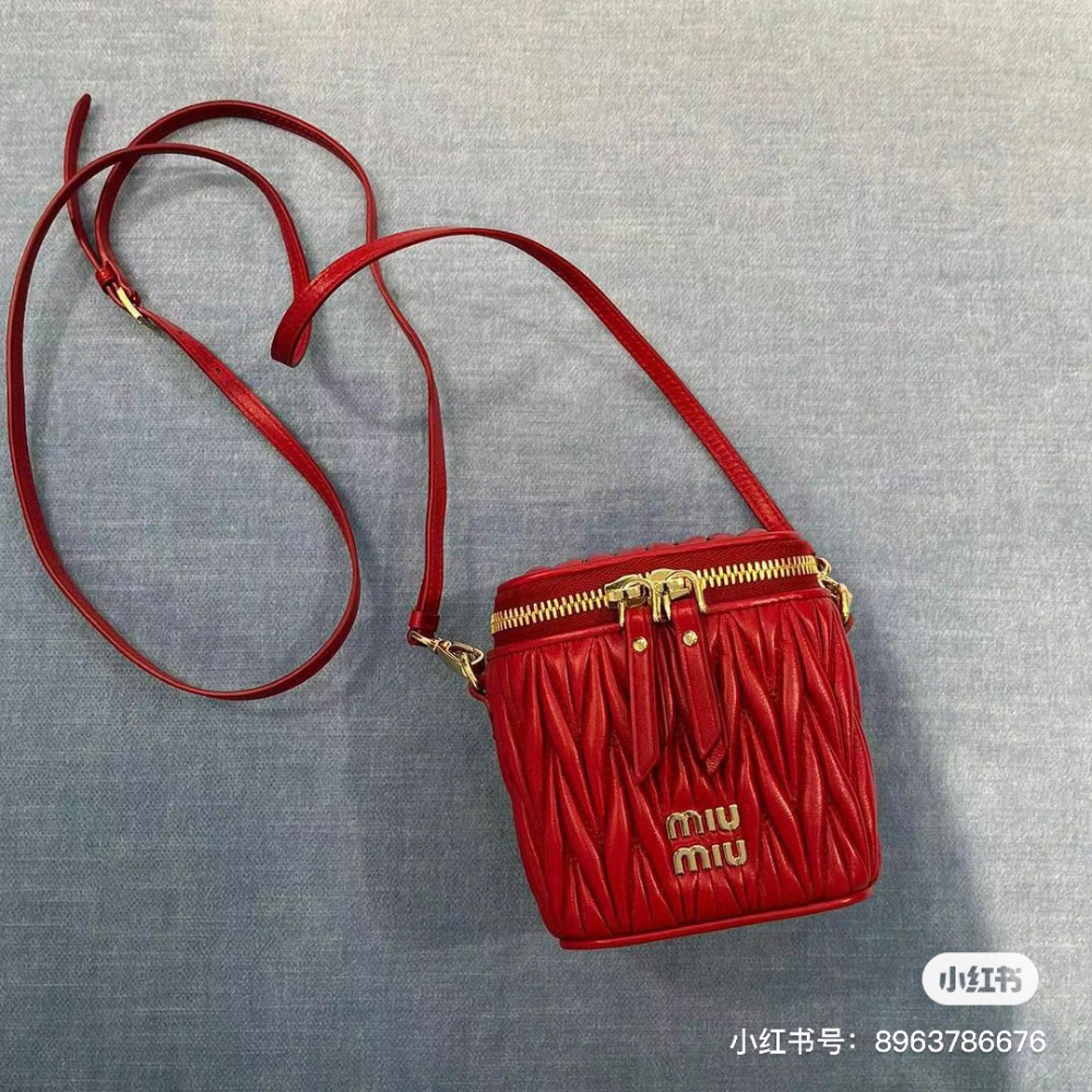 가방 버건디 색상 이미지-S221L26