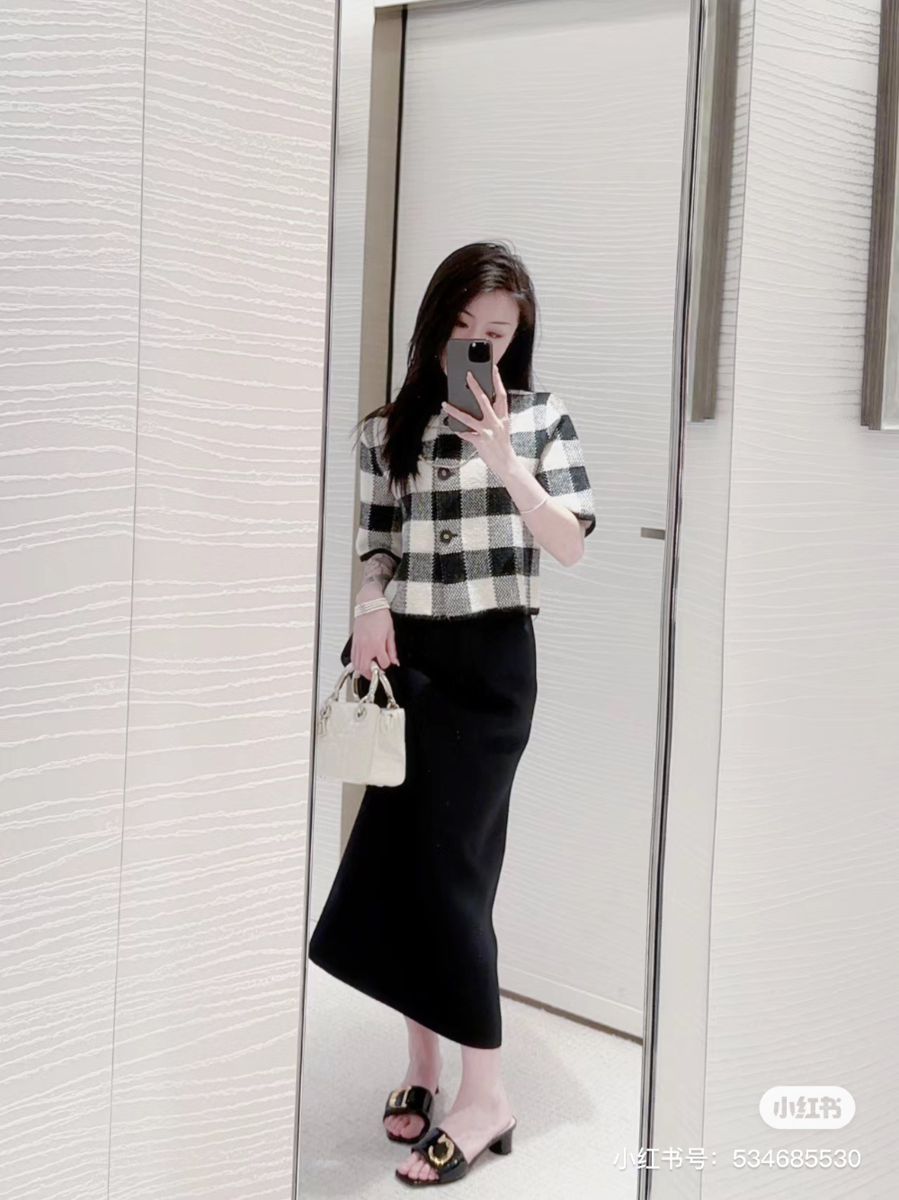 드레스 모델 착용 이미지-S53L9