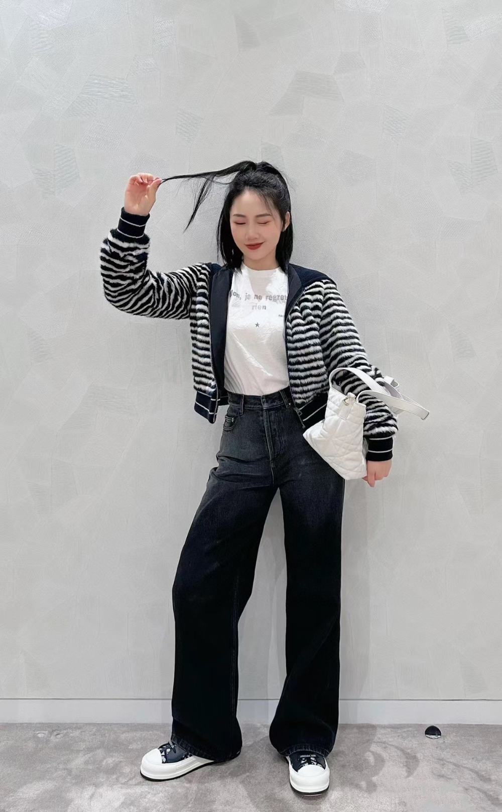 신발 모델 착용 이미지-S94L5