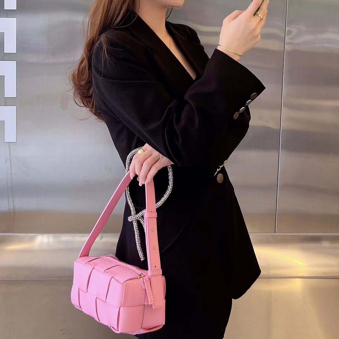 JJ264363701025_content_1.jpg