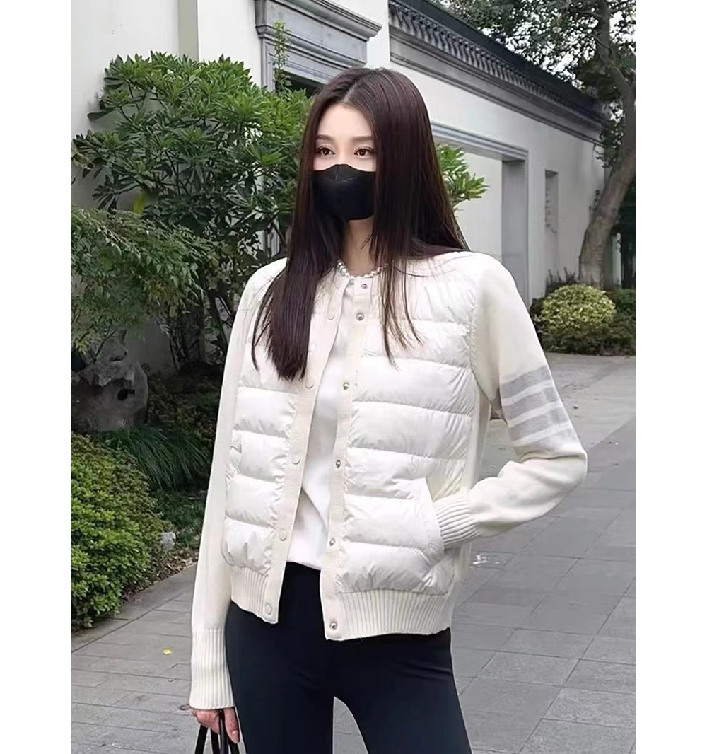 긴팔 티셔츠 모델 착용 이미지-S121L7