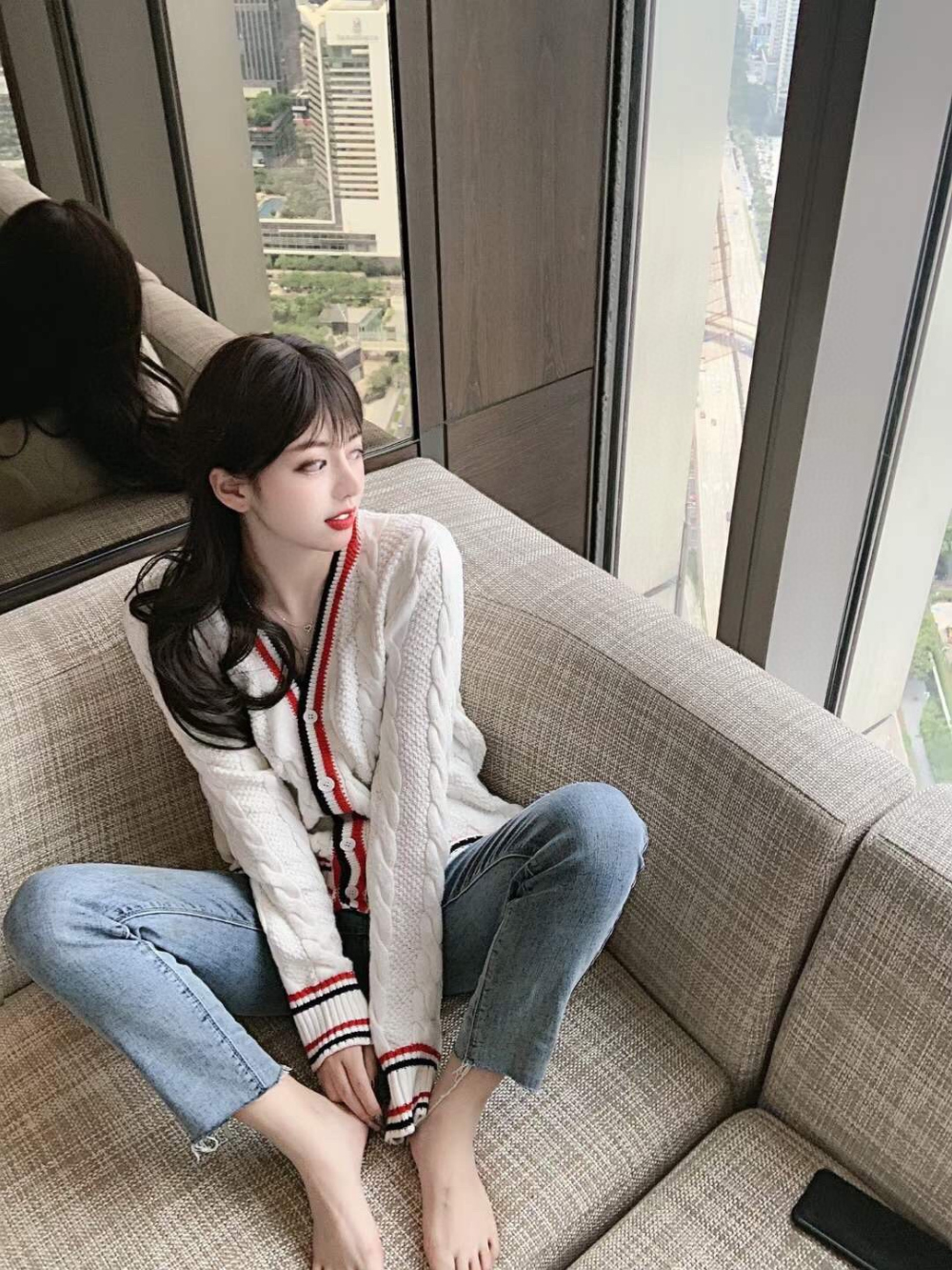 카디건 모델 착용 이미지-S97L15