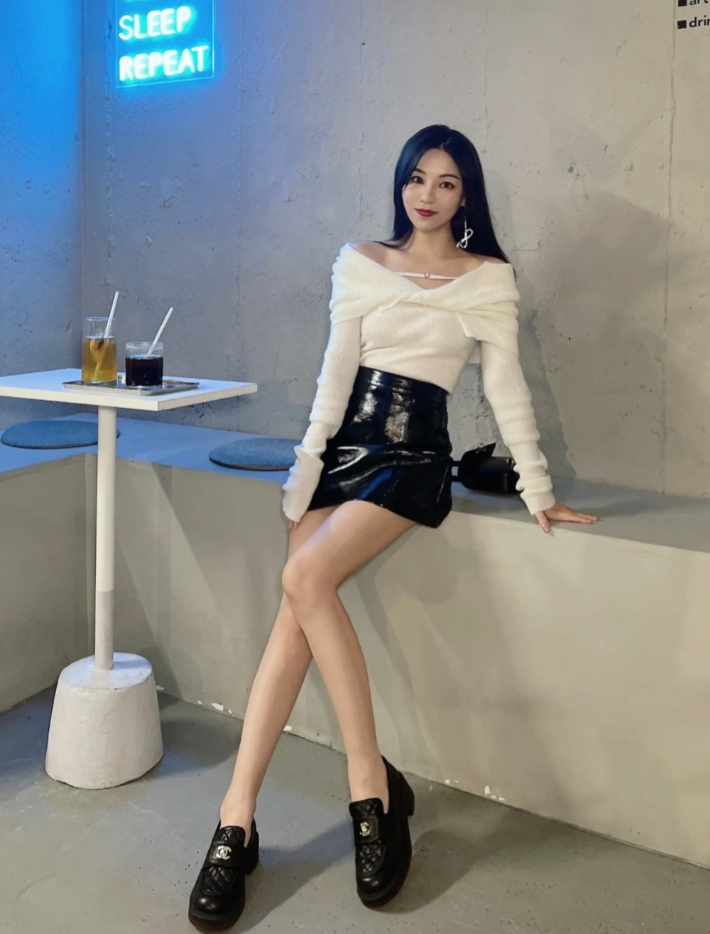 신발 모델 착용 이미지-S90L9