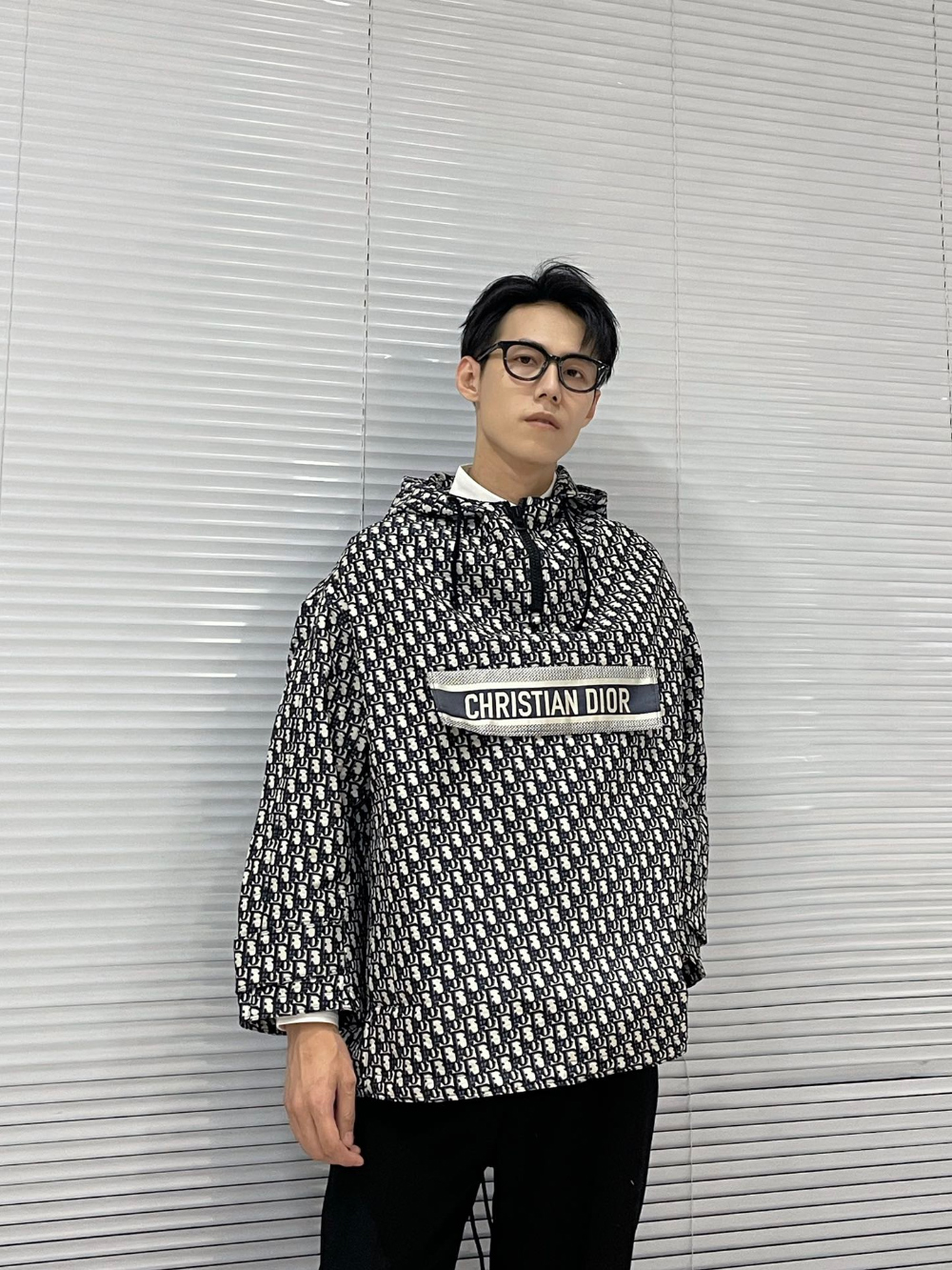 재킷 모델 착용 이미지-S904L60