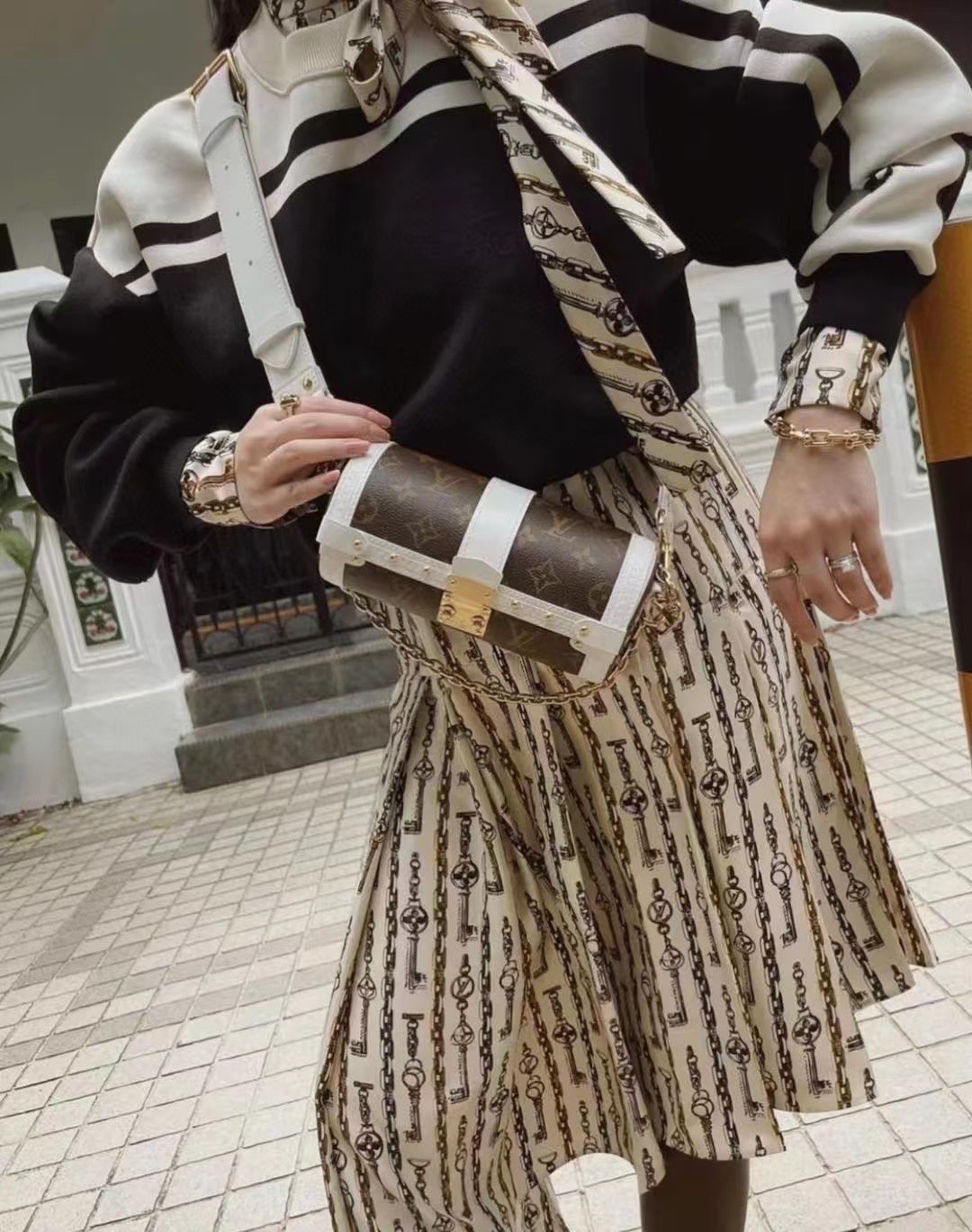JJ304535964949_content_8.jpg