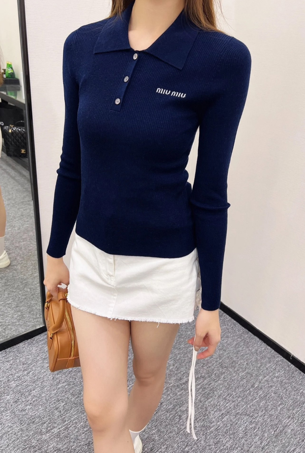 긴팔 티셔츠 모델 착용 이미지-S64L10